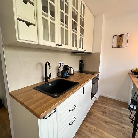 Apartment Sammy's Place - Cozy For Two With Abundant Sunlight And Natural Vibes Split